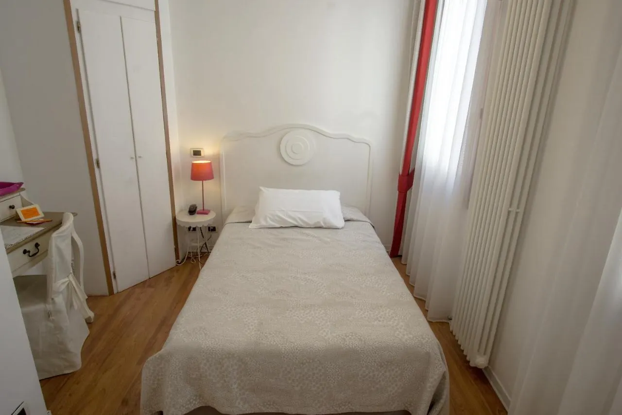 Hotel Antigo Trovatore Venedik