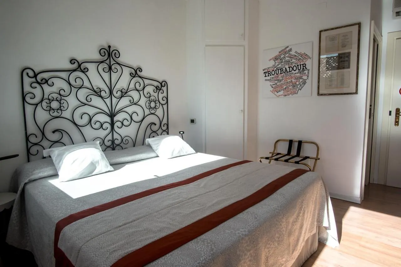 ***  Hotel Antigo Trovatore Venezia Italia